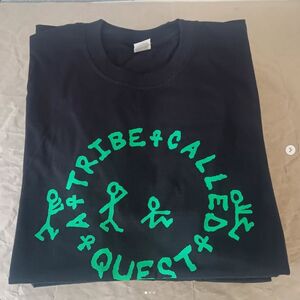 CAMISETA A TRIBE CALLED QUEST (TALLA S)